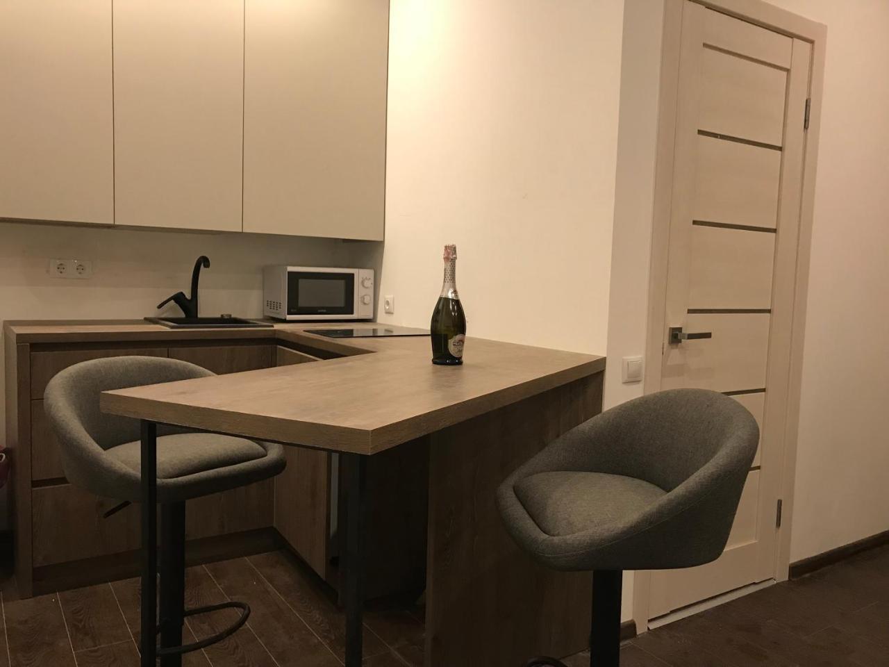 VIP Apartment Ploscha Rynok Lemberg Exterior foto